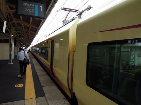 新発田駅に到着