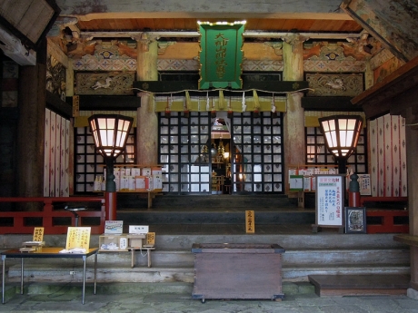 拝殿
