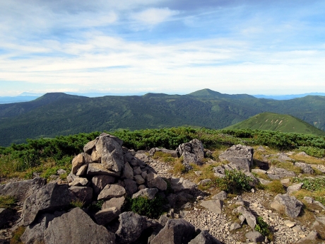 小岳山頂から南八甲田連峰
