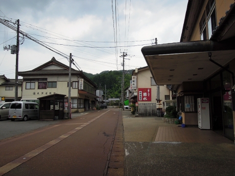 菅谷バス停周辺の風景