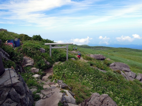 御浜小屋から吹浦口に下る