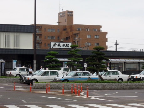 新発田駅に戻り、菅谷に行くコミュニティバスを待つ
