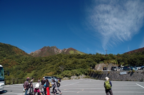 ロープウェイ山麓駅に到着