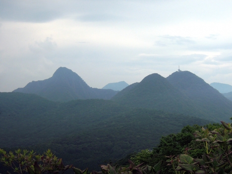山頂から相馬山、榛名富士、二ツ岳
