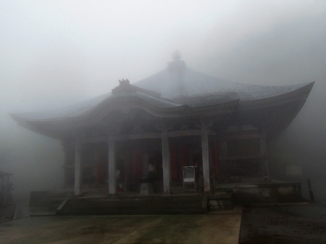 大山寺本堂