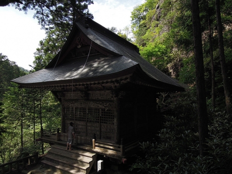 神幸殿
